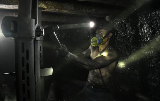 Russia DPR Coal Mining