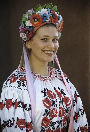 Traditional dresses of Soviet republics