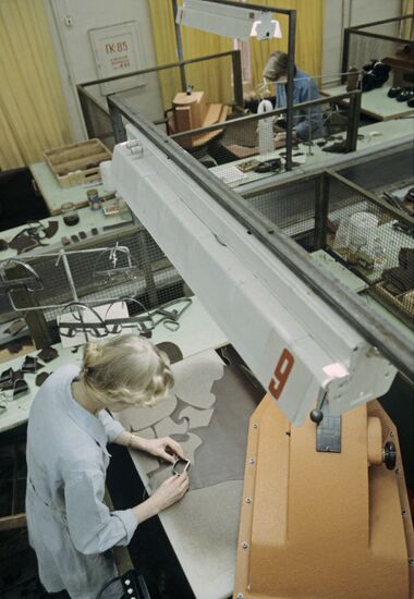Parisian Commune shoe factory in Moscow