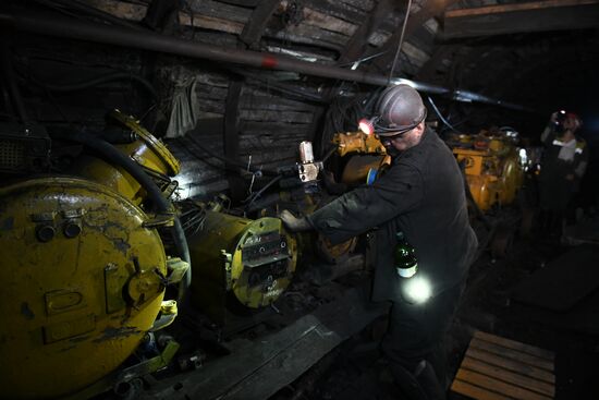 Russia DPR Coal Mining