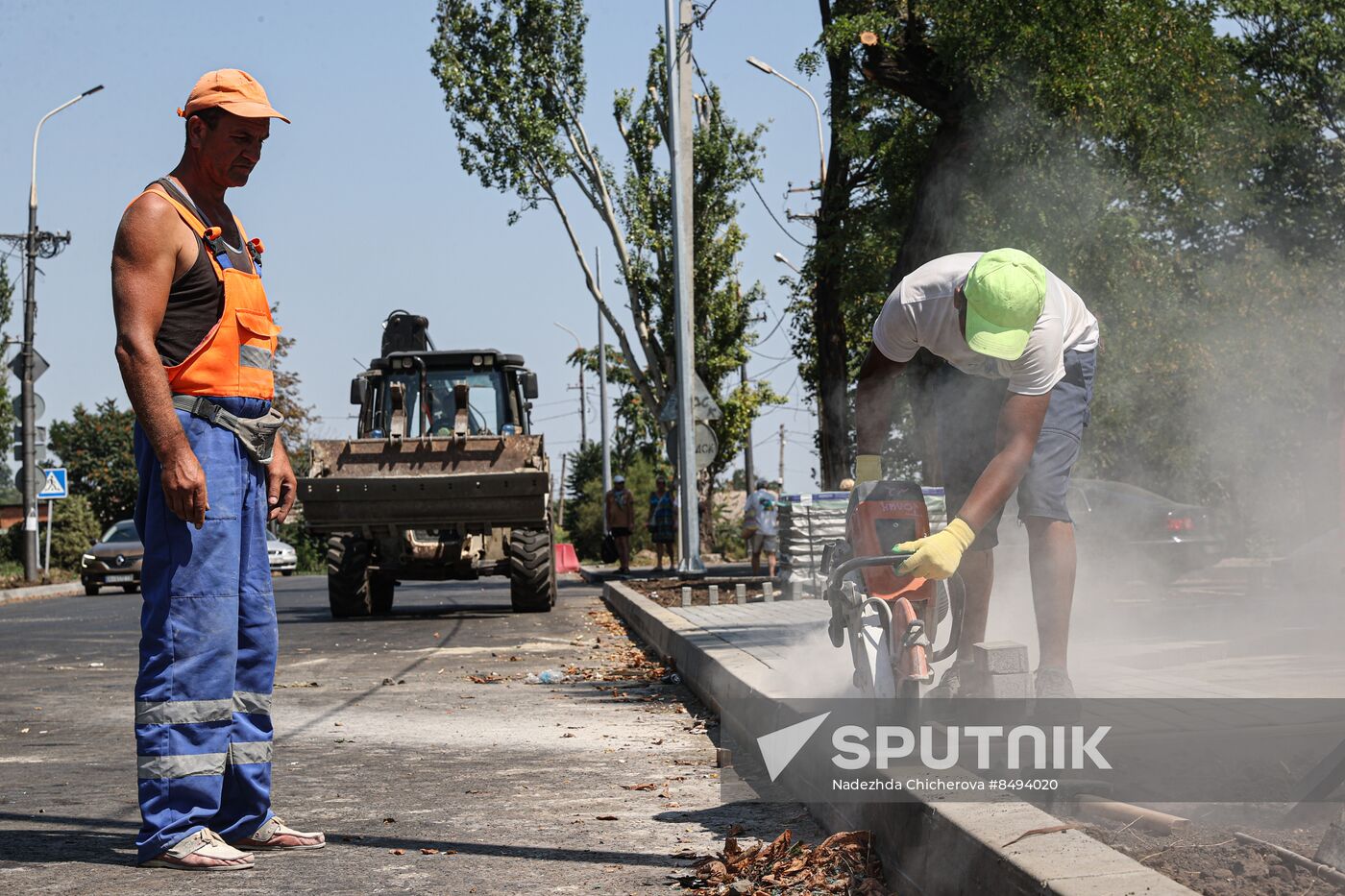 Russia DPR Construction