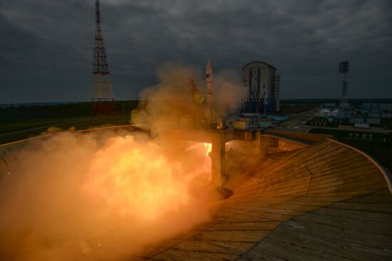 Russia Space Moon Lander