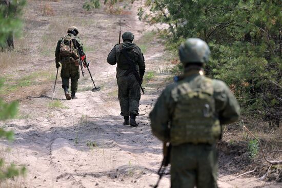 Russia Ukraine Military Operation Sappers