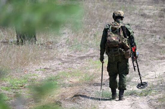 Russia Ukraine Military Operation Sappers