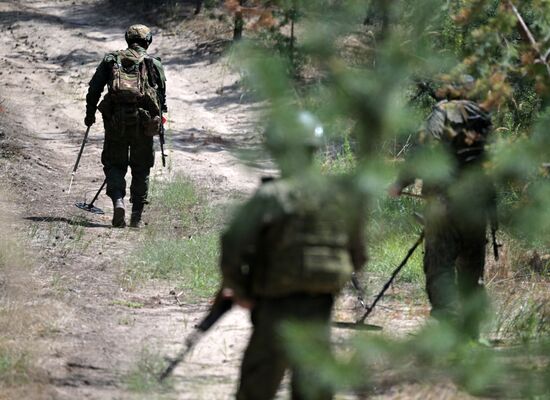 Russia Ukraine Military Operation Sappers