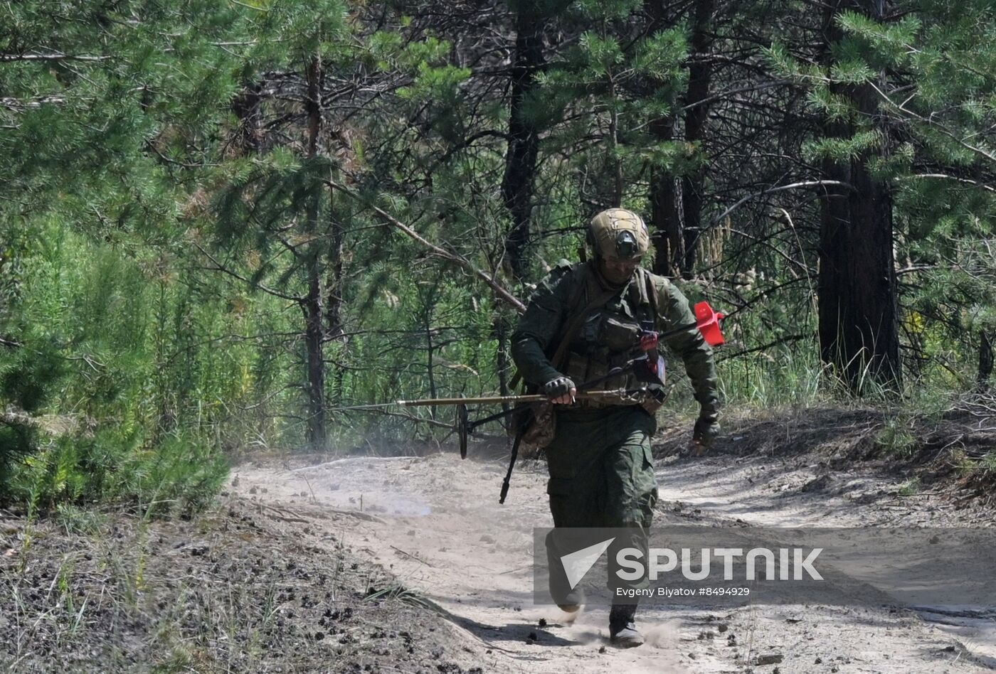 Russia Ukraine Military Operation Sappers