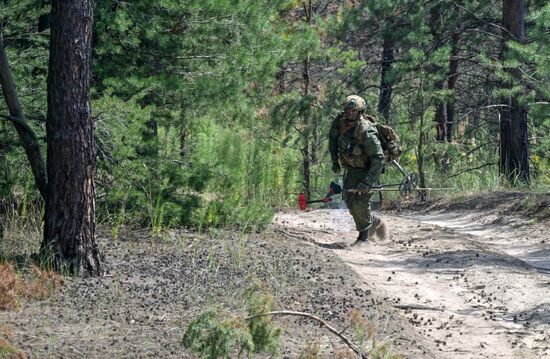 Russia Ukraine Military Operation Sappers