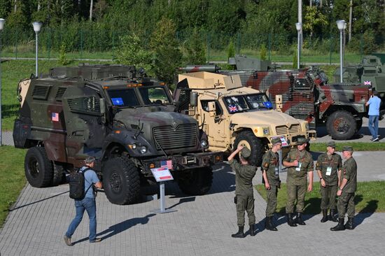 Russia Army Forum Captured Equipment