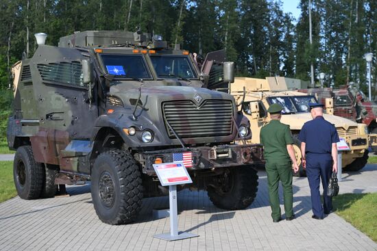 Russia Army Forum Captured Equipment