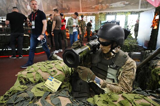 Russia Army Forum Captured Equipment