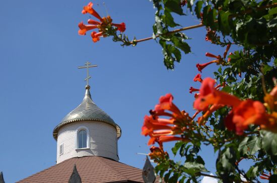 Russia DPR Religion Church Reconstruction