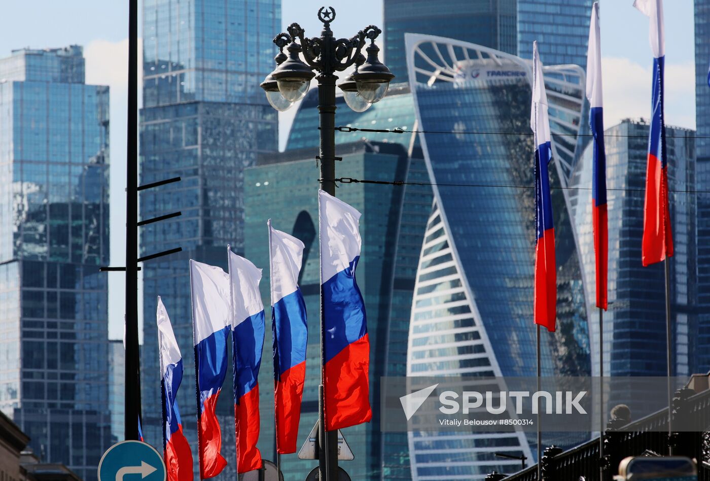 Russia National Flag Day Preparations