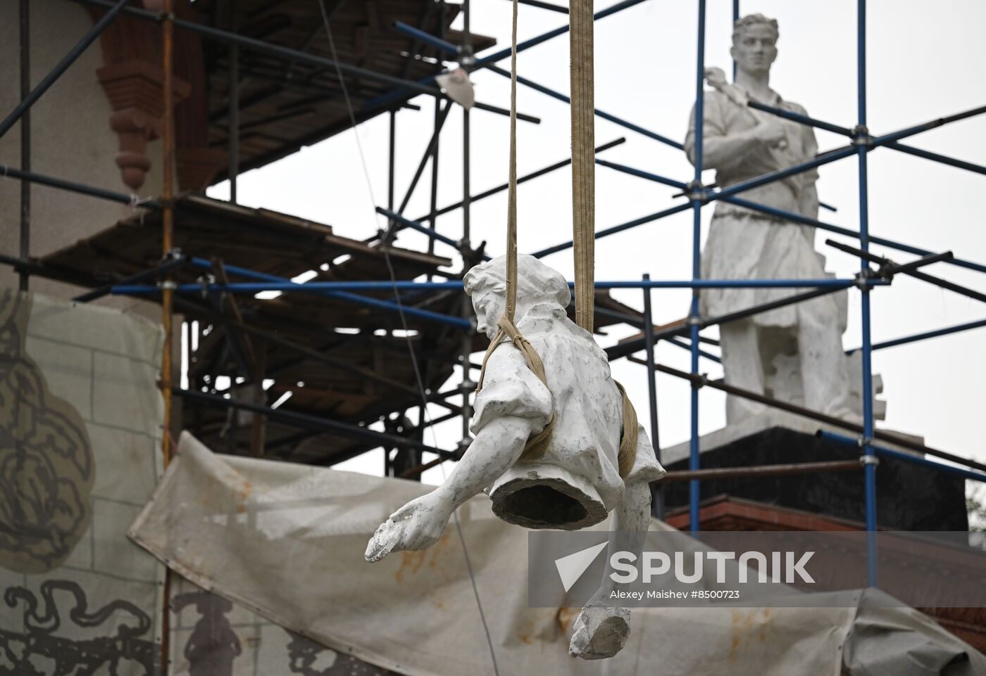 Russia Sculpture Restoration