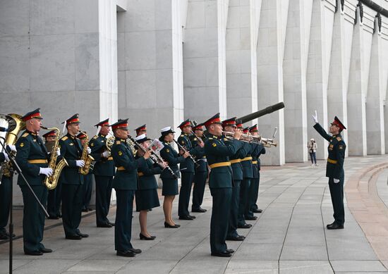 Russia National Flag Day