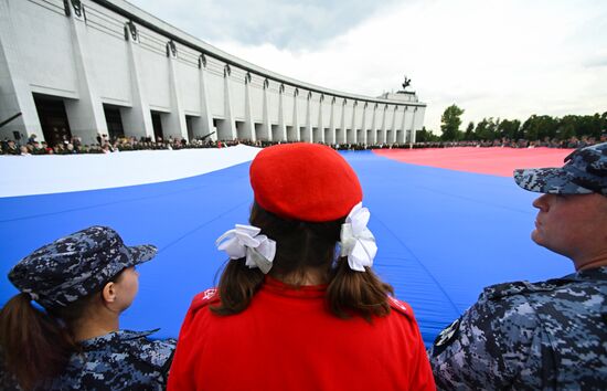 Russia National Flag Day