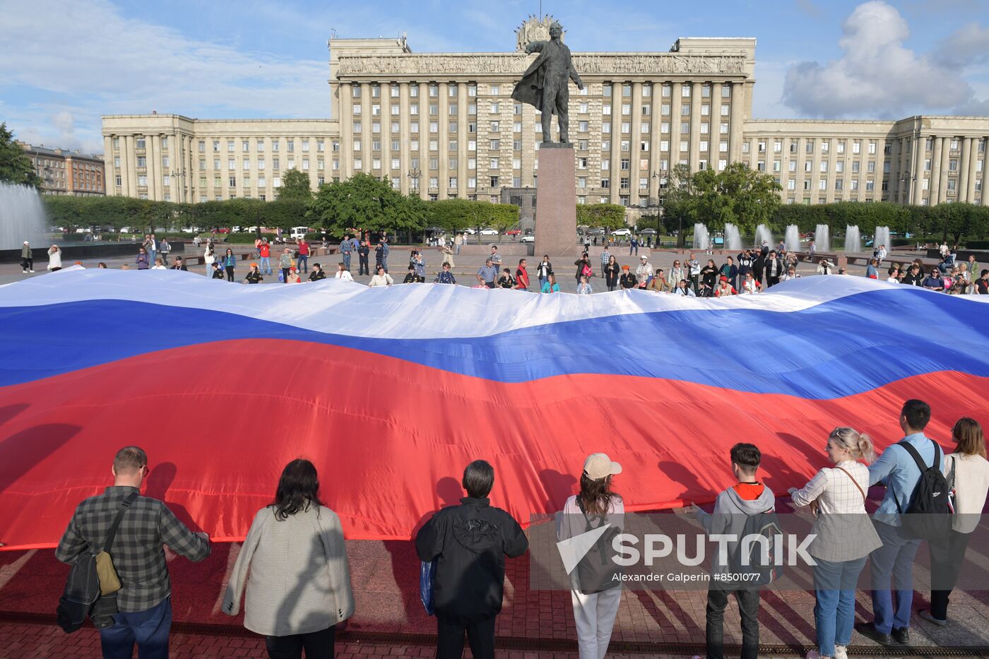 Russia National Flag Day