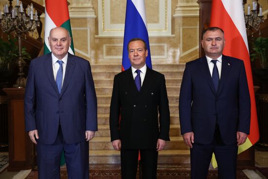 Russia Medvedev Abkhazia South Ossetia