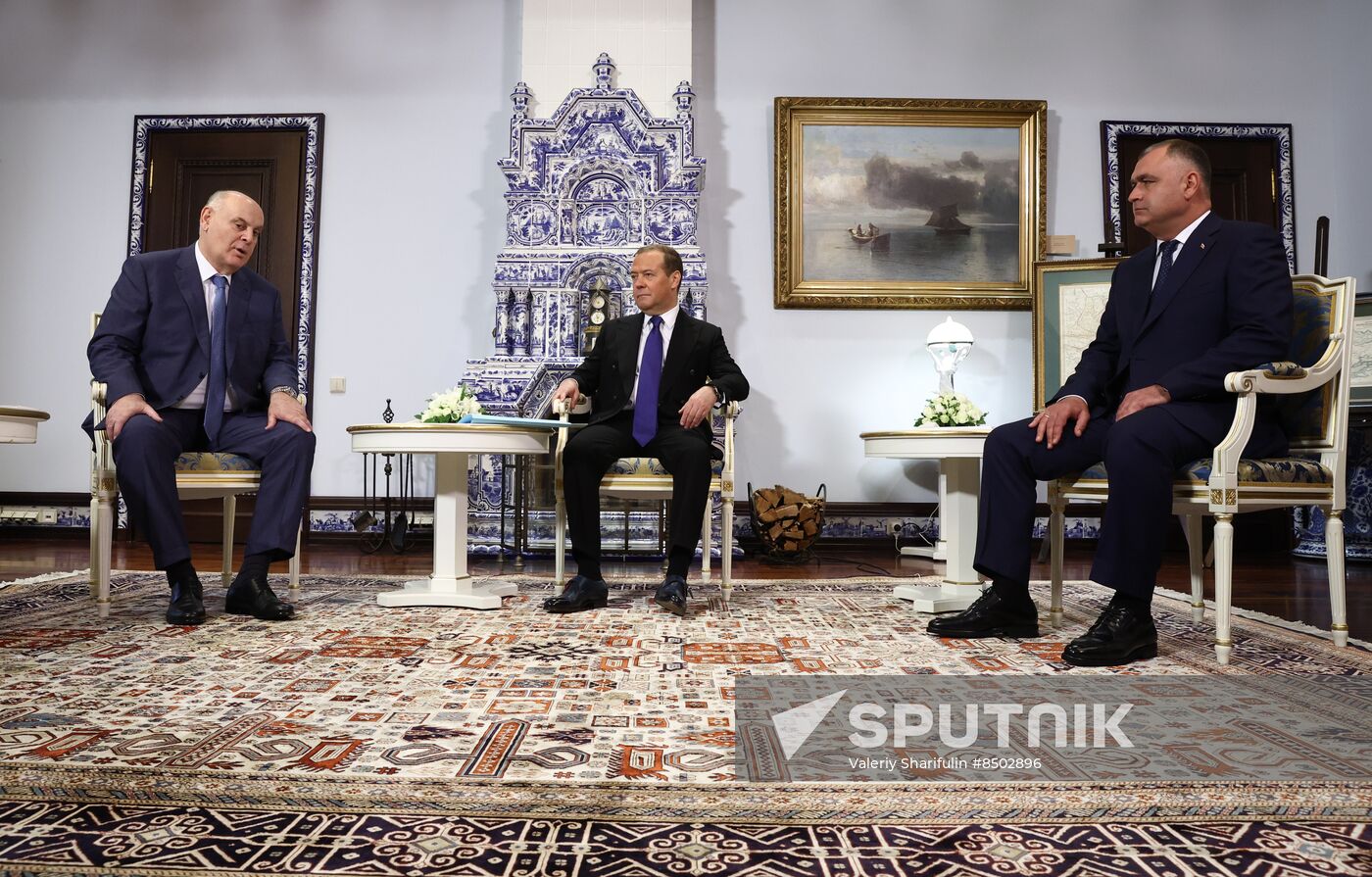 Russia Medvedev Abkhazia South Ossetia