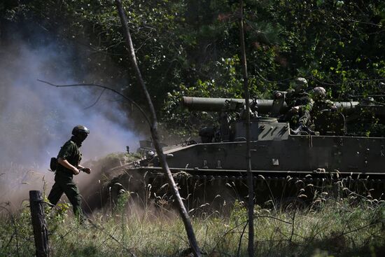 Russia Ukraine Military Operation Artillery Unit