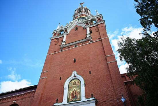 Russia Religion Kremlin Tower Icons