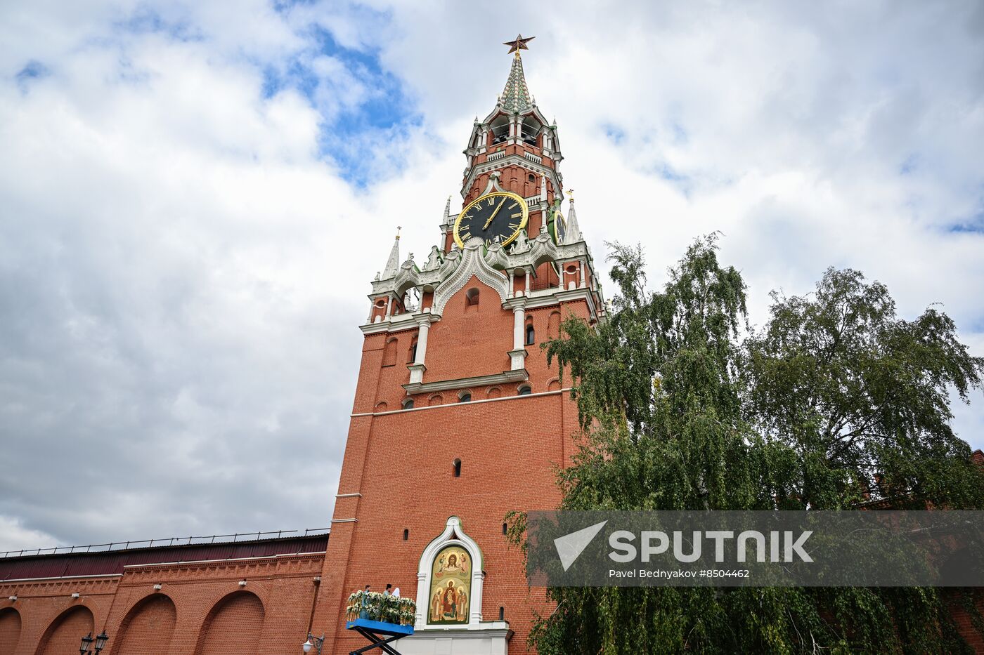 Russia Religion Kremlin Tower Icons