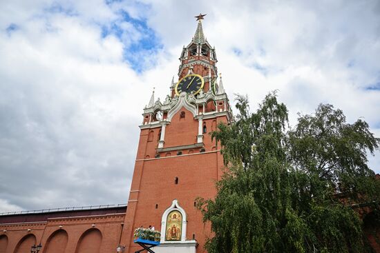 Russia Religion Kremlin Tower Icons