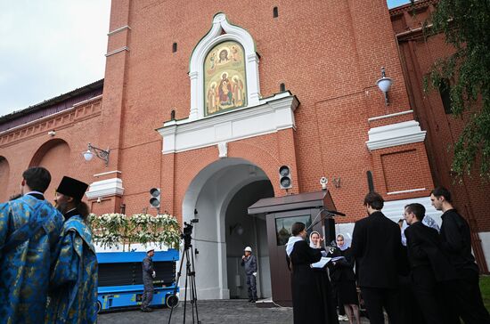 Russia Religion Kremlin Tower Icons