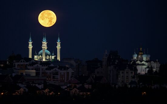 Russia Supermoon