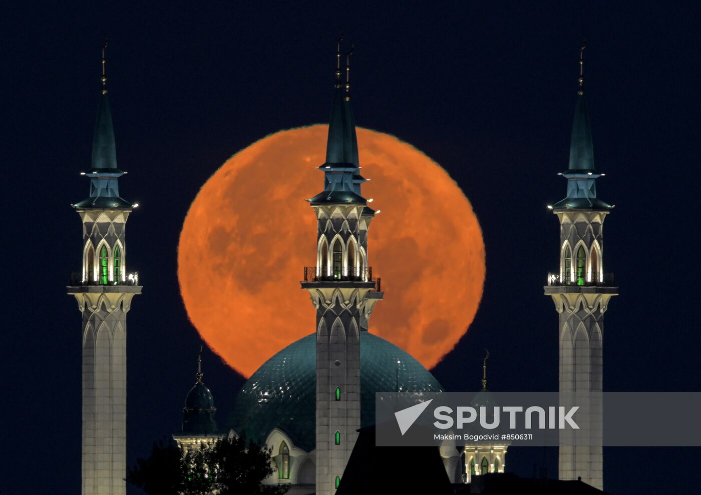 Russia Supermoon
