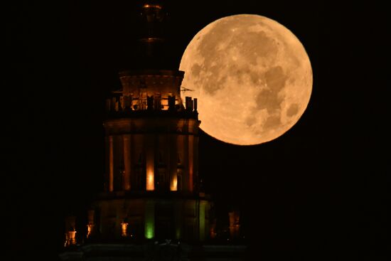 Russia Supermoon