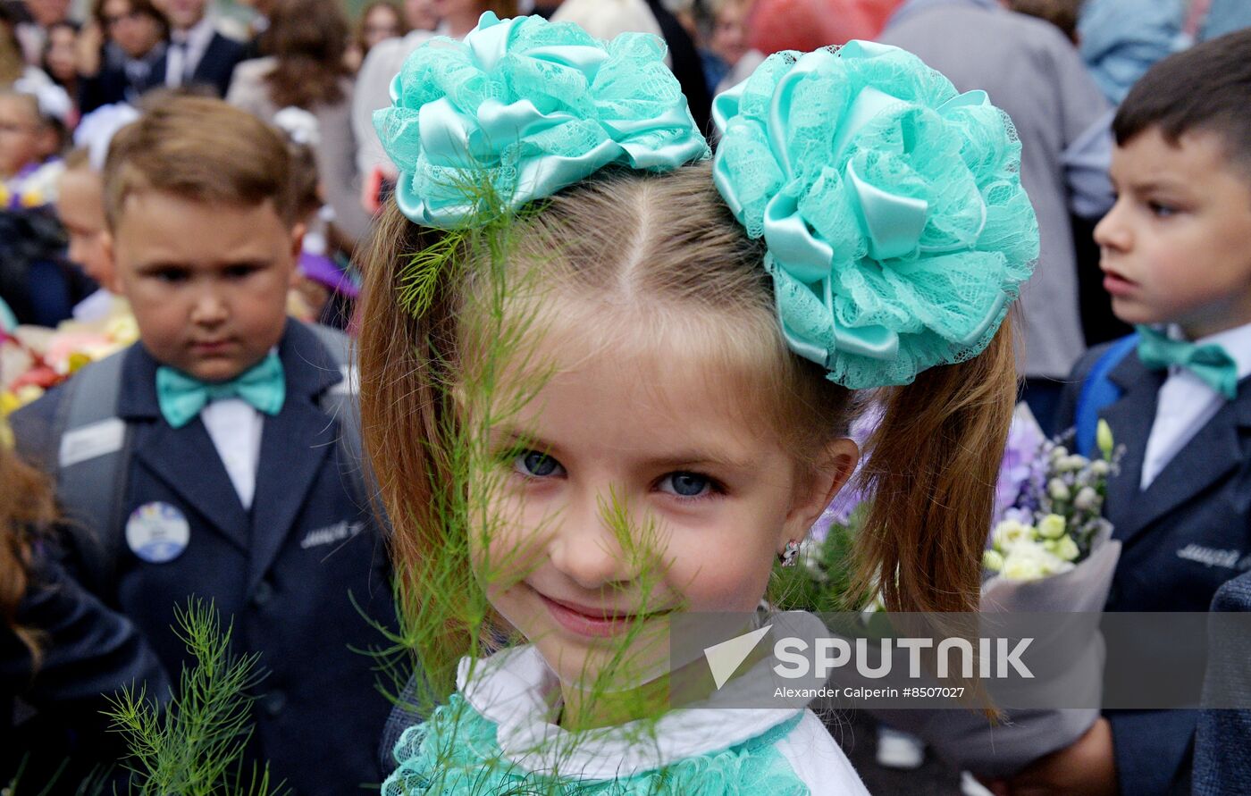 Russia New Academic Year Schools