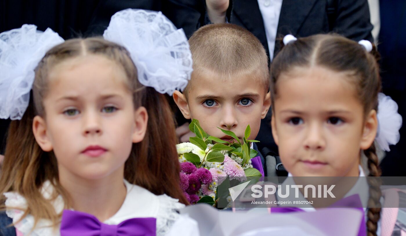 Russia New Academic Year Schools