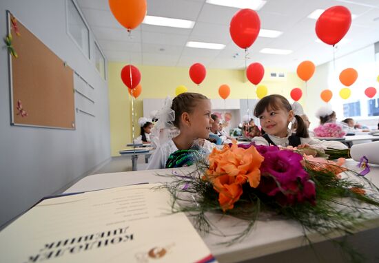 Russia New Academic Year Schools