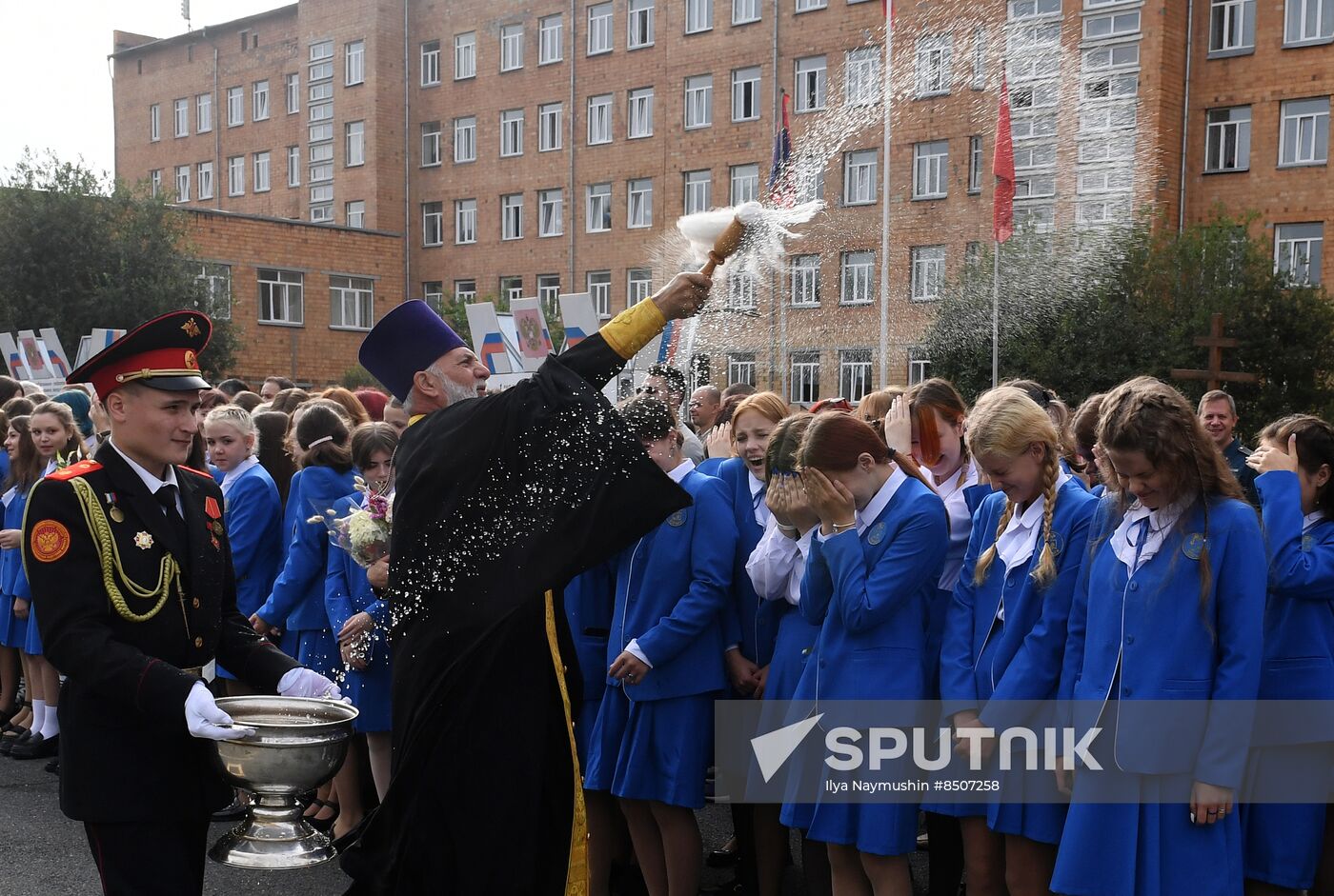 Russia New Academic Year Schools