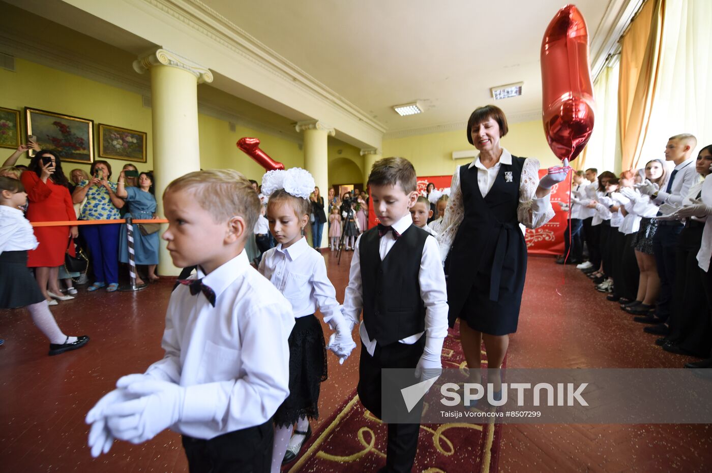 Russia New Academic Year Schools