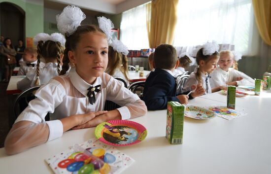 Russia New Academic Year Schools