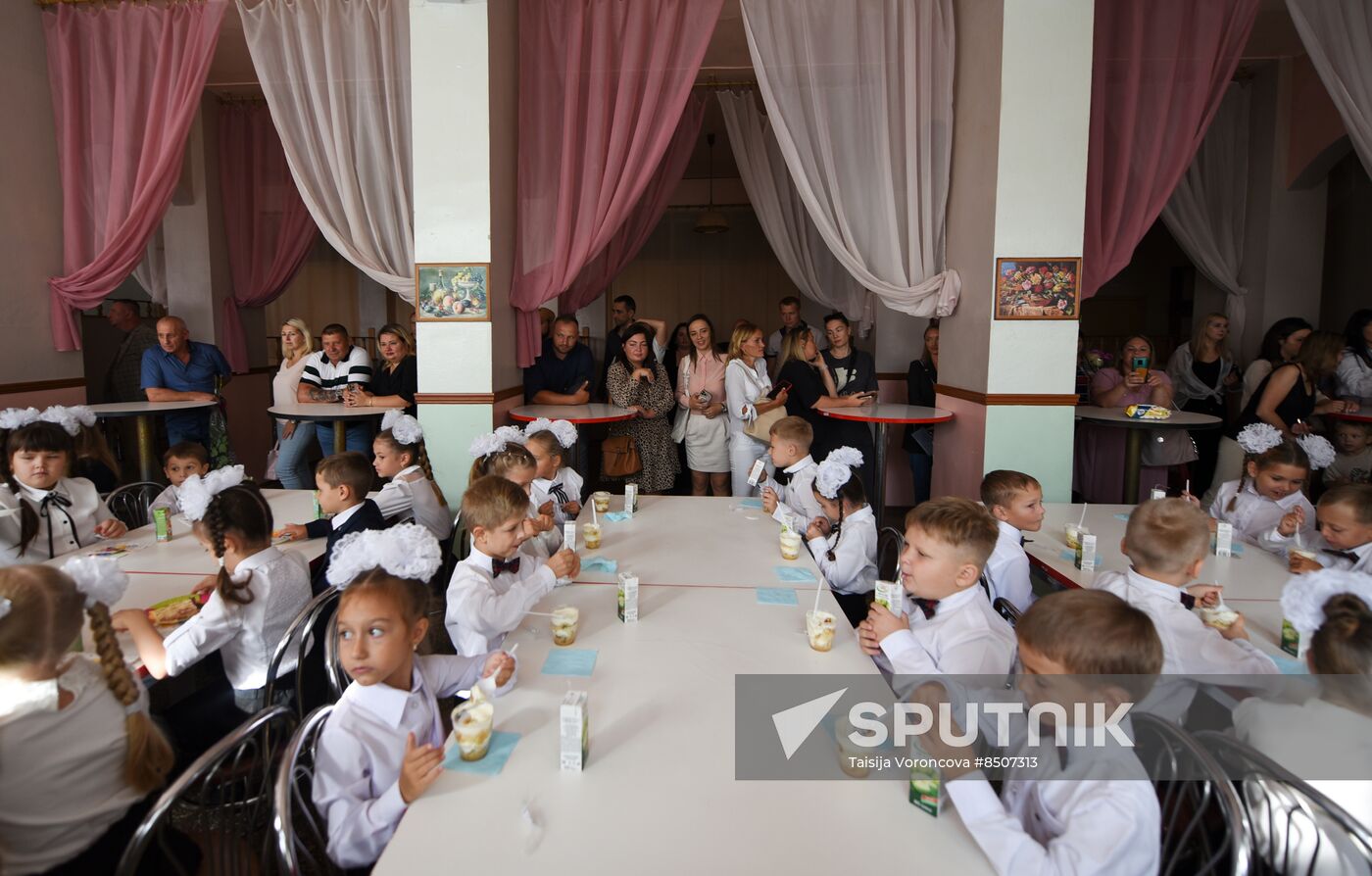 Russia New Academic Year Schools