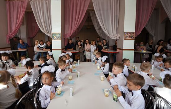 Russia New Academic Year Schools