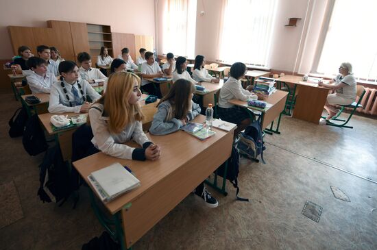 Russia New Academic Year Schools