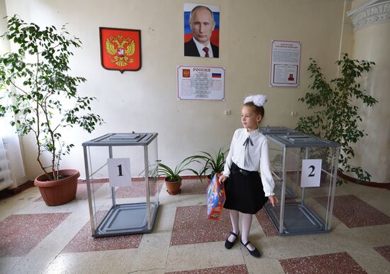 Russia New Academic Year Schools