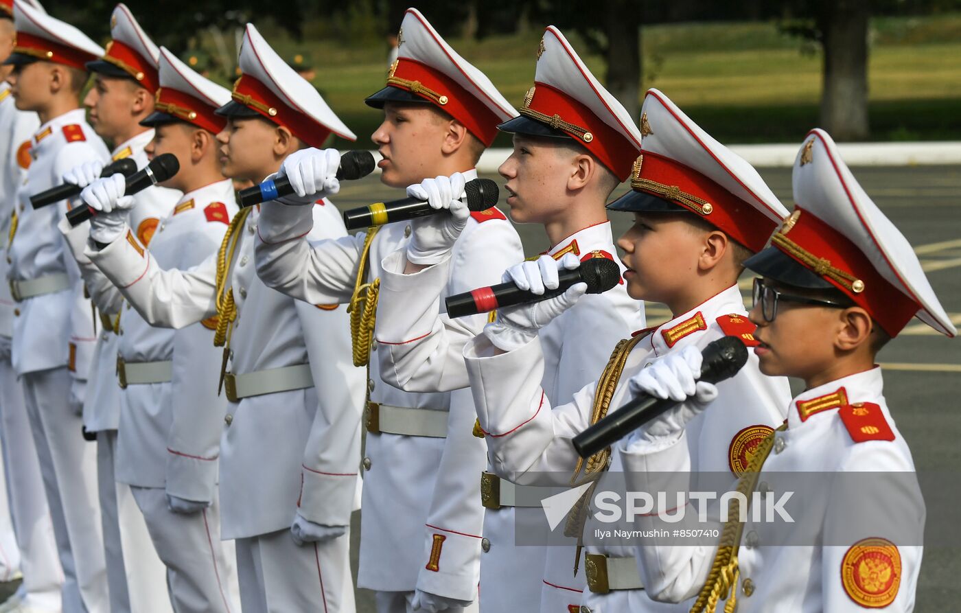 Russia New Academic Year Schools