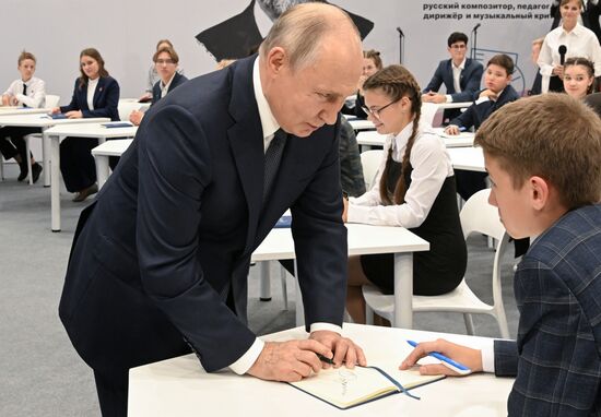 Russia Putin Open Lesson