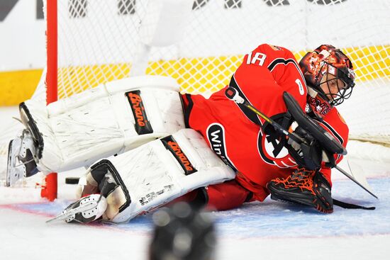 Russia Ice Hockey Kontinental League Avtomobilist - Metallurg