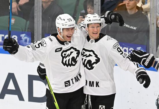 Russia Ice Hockey Kontinental League Ak Bars - Traktor