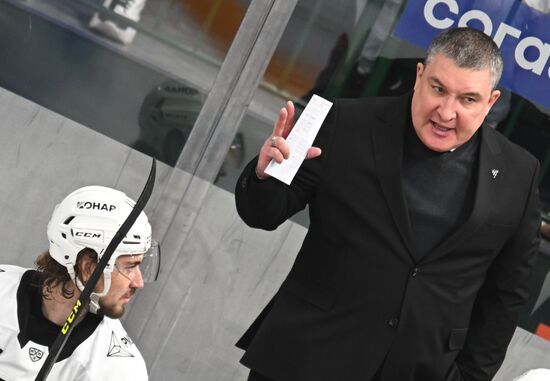 Russia Ice Hockey Kontinental League Ak Bars - Traktor