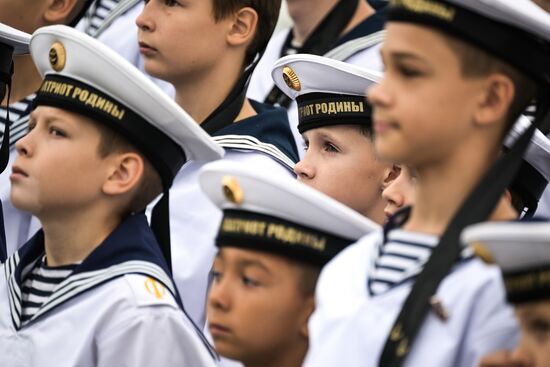 Russia EEF Sails Parade