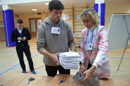 Russia Elections Vote Counting