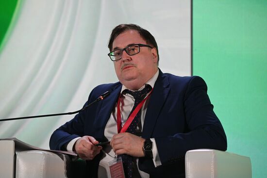 EEF-2023. Chinese Business in Russia: Prospects for Further Growth