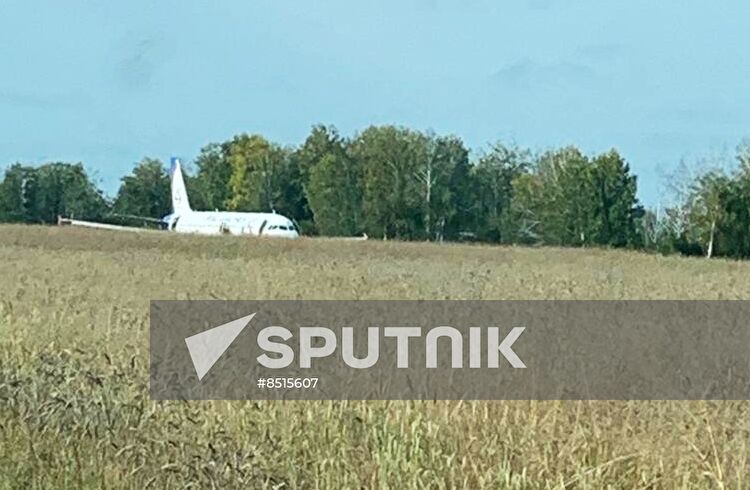 Russia Aircraft Emergency Landing