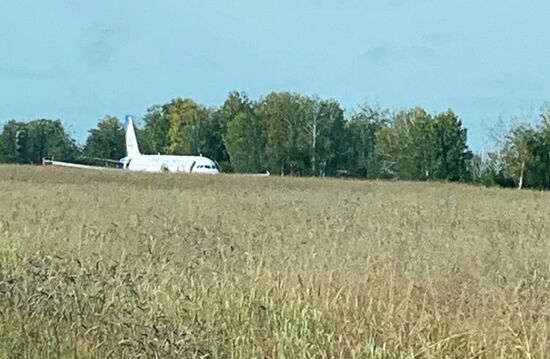 Russia Aircraft Emergency Landing